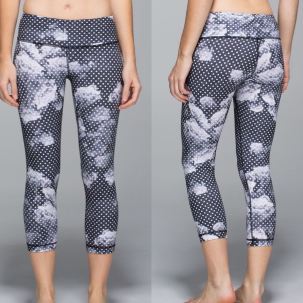 LULULEMON Wunder Under Crop Dottie Dream - Picture 1 of 7